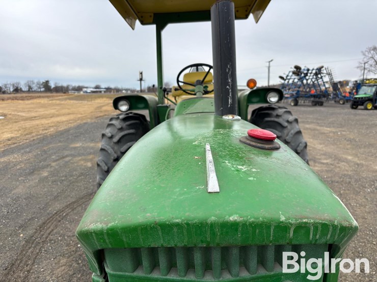 john-deere-2520-image-15