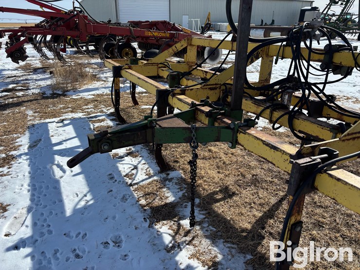 hamby-4x4-toolbar-nh3-chisel-image-19