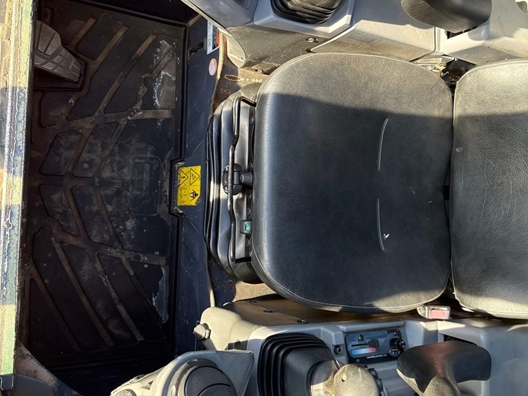 kubota-svl75-2-image-16