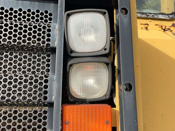 caterpillar-613c-image-13