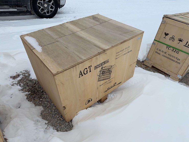 agt-mini-skid-steer-mixer-bucket-image-6