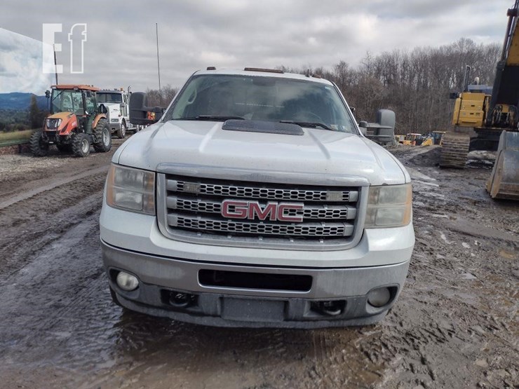 13-gmc-truck^title^-image-2