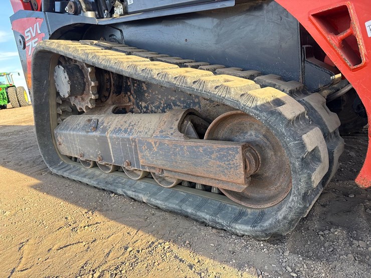 kubota-svl75-2-image-9