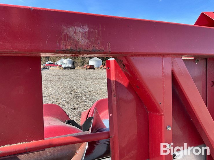2010-case-ih-3406-image-13