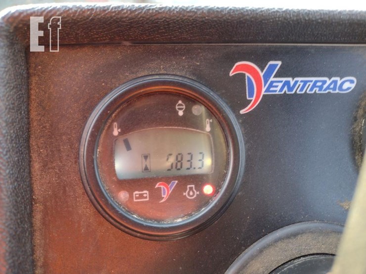 ventrac-3400l-lawn-mower-w/blade-&-broom-image-6