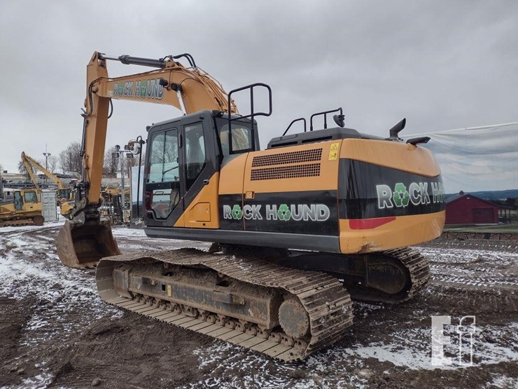 2022-case-cx250d-image-62