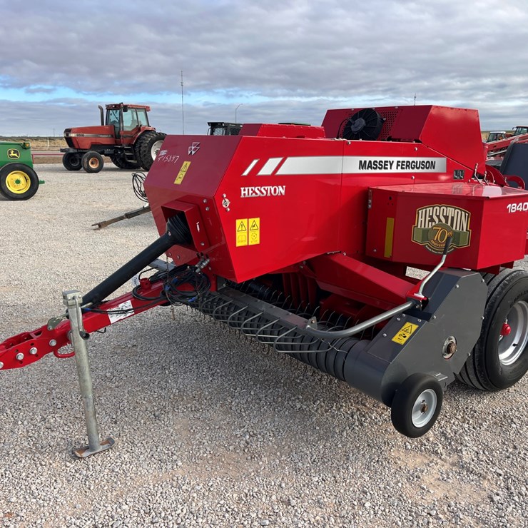 2017 MASSEY-FERGUSON 1840