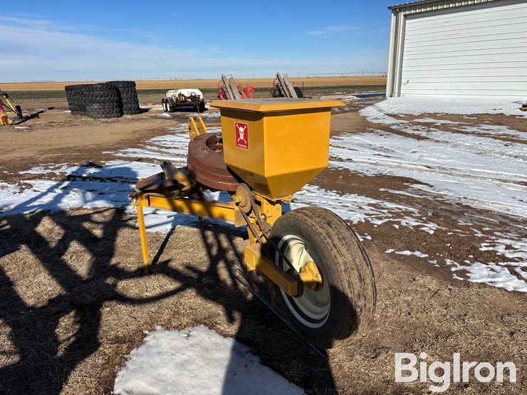 gopher-getter-3-pt-pest-treater-image-5