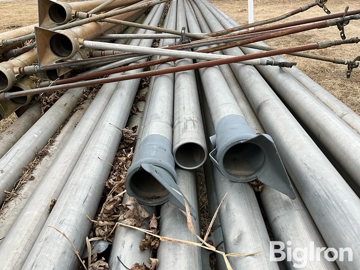 4”-aluminum-sprinkler-irrigation-pipe-on-trailer-image-15