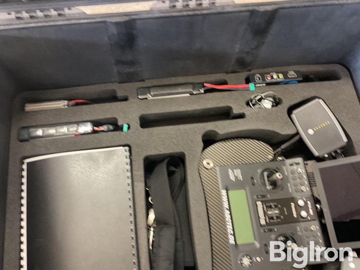 asctec-falcon-8-drone-(octohopter)-image-20