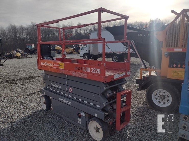 skyjack-sjiii3226-image-2
