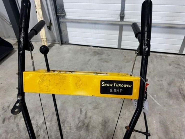 rato-22-in.-snow-thrower-image-9