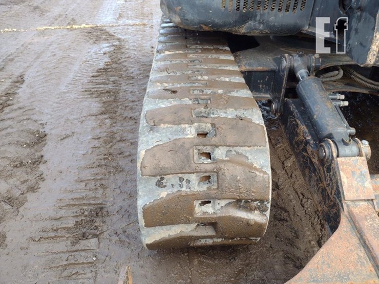 2014-bobcat-e85-image-44