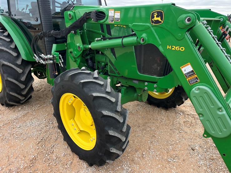 2015-john-deere-5100e-image-7