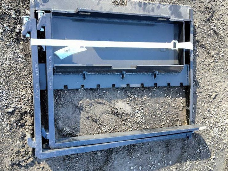 #242-•-mini-skid-steer-forks-image-1