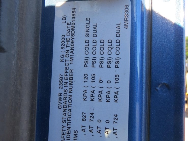 2013-mack-pinnacle-chu613-image-2