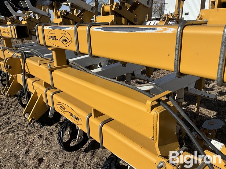 2017-buffalo-63071630-16r30-cultivator-image-13