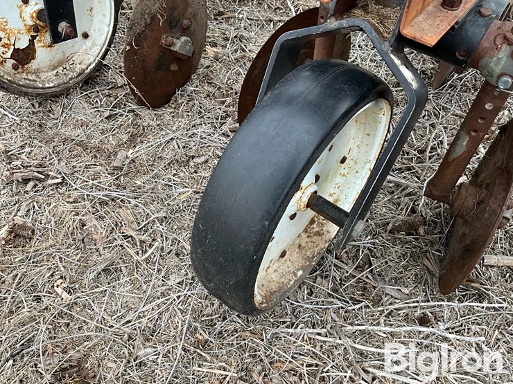 sukup-6r30”-3-pt-row-crop-cultivator-image-20