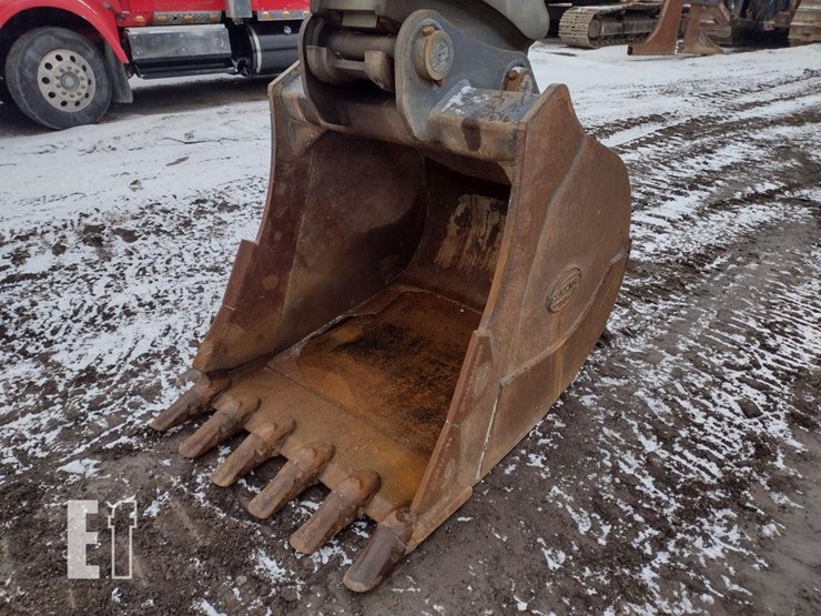 2022-case-cx250d-image-22