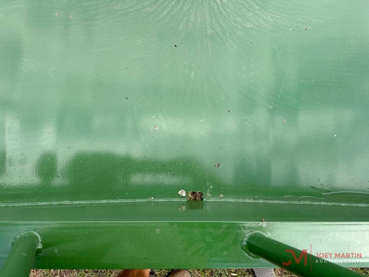 new/unused-stoltzfus-24'-slant-bar-feeder-wagon-image-10