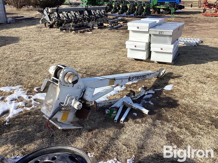 liftmoore-3200-image-5