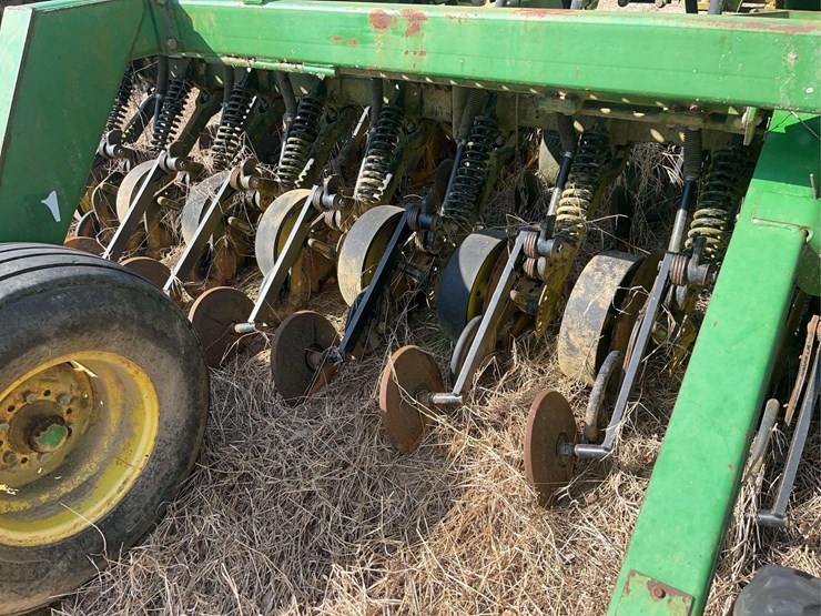 john-deere-750-image-14