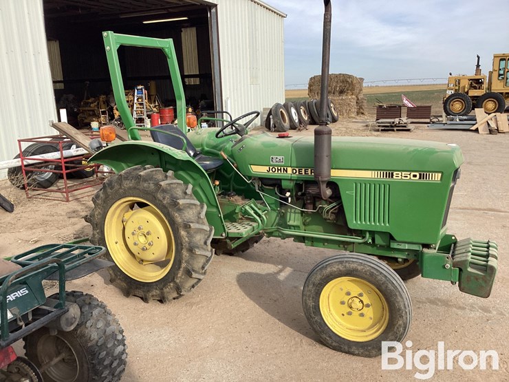 1981-john-deere-850-image-4