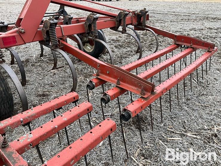 hesston-2210-image-17