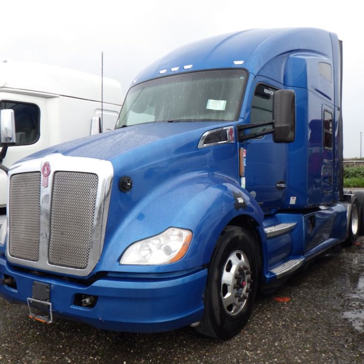 2017 KENWORTH T680