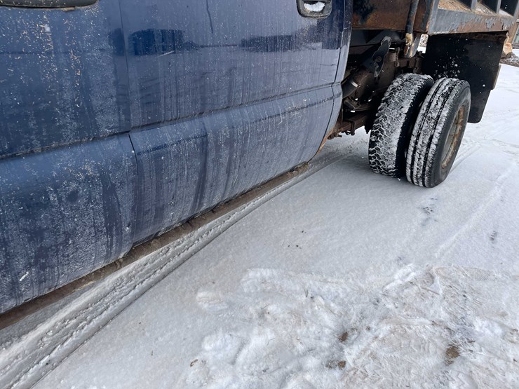 2002-chevrolet-2500-image-13