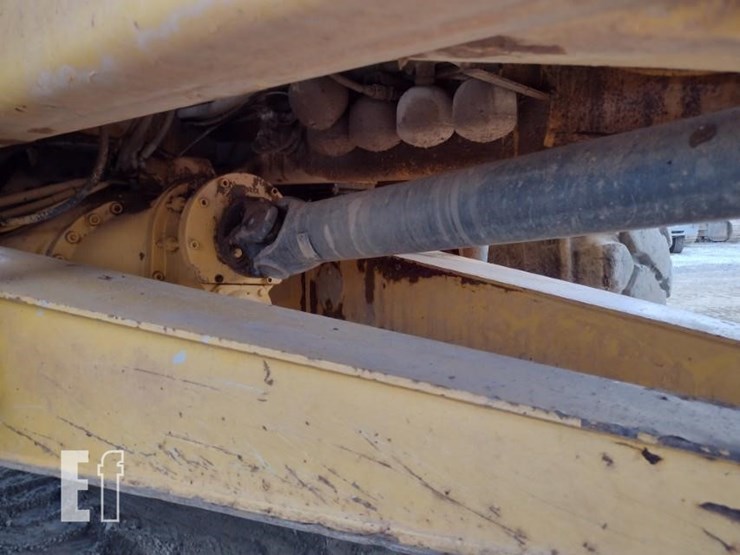 2003-volvo-a40d-image-38