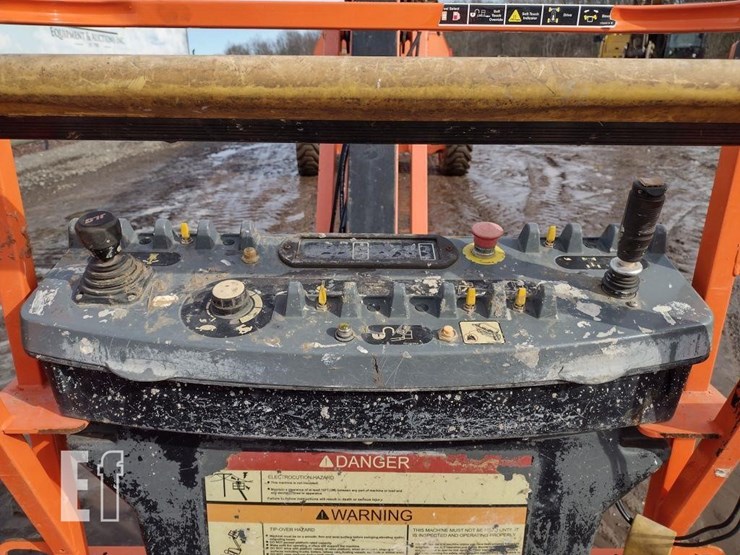 jlg-860sj-image-27