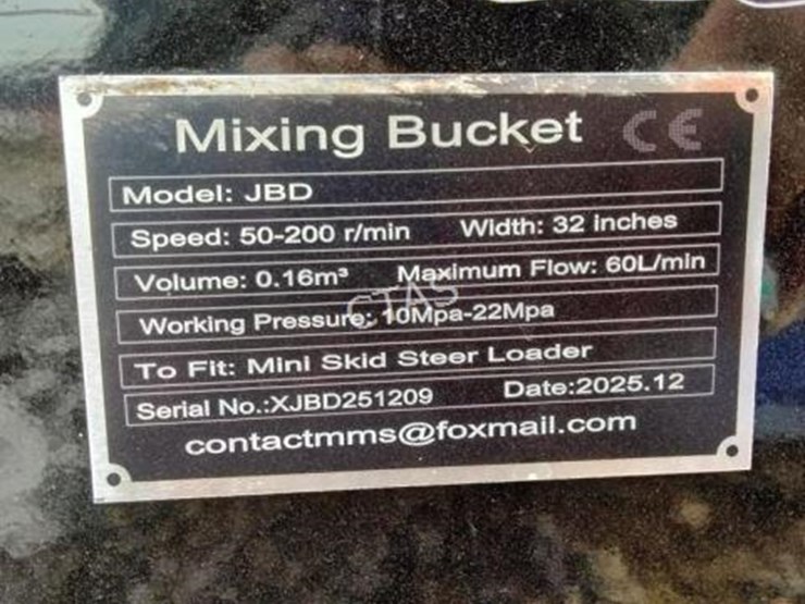 #320-•-mini-skid-steer-mixing-bucket-32"-image-4