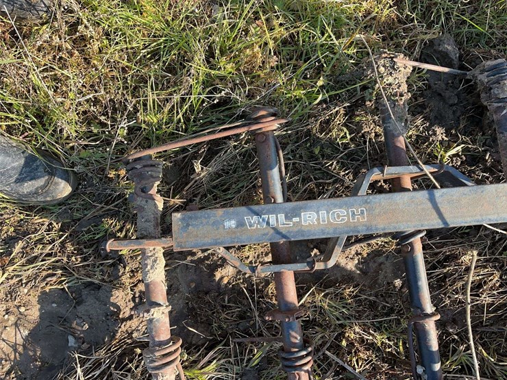 taylor-32'-field-cultivator,-needs-parts-image-5