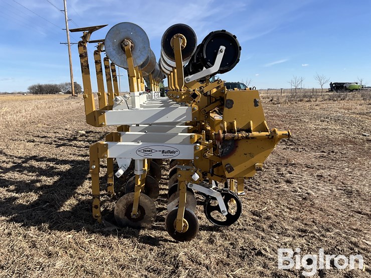 2017-buffalo-63071630-16r30-cultivator-image-4