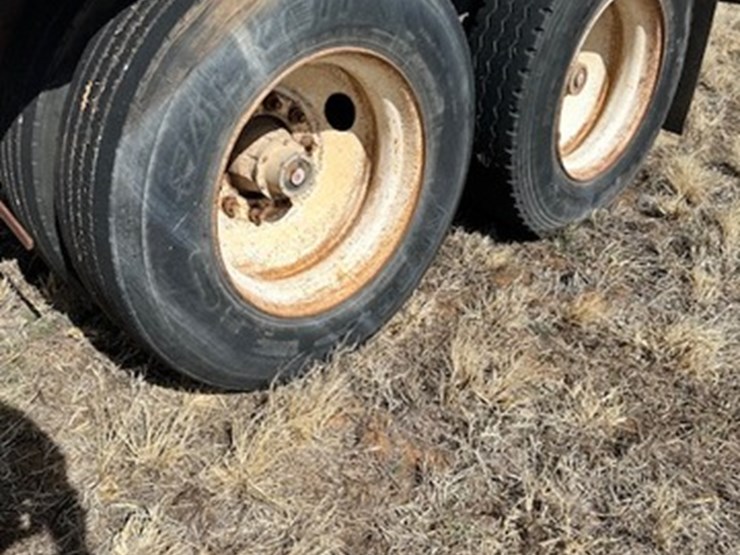 1997-wilkens-walking-floor-image-4