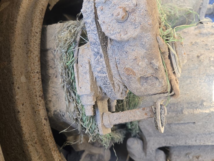 1999-mack-rd690s-image-102