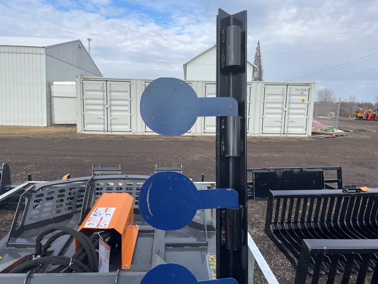 #2072-•-dueling-tree-shooting-target-image-4