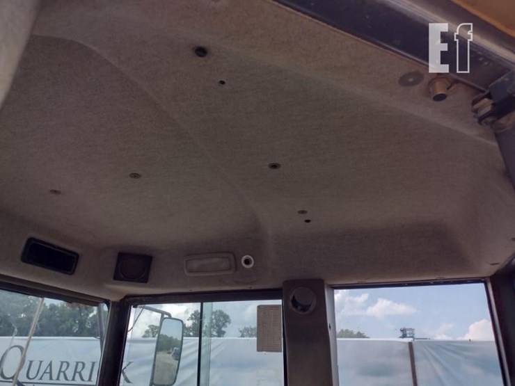 2003-volvo-a40d-image-14