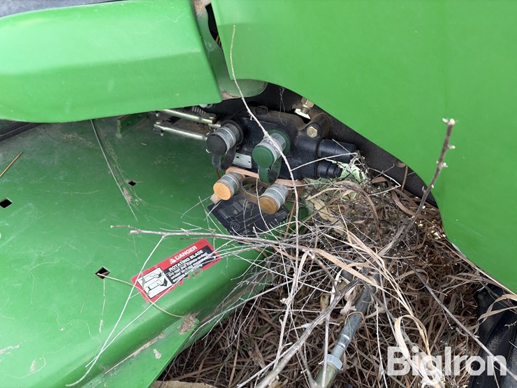 john-deere-x720-image-11