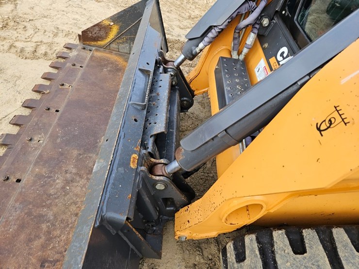 2020-case-tv450-image-11