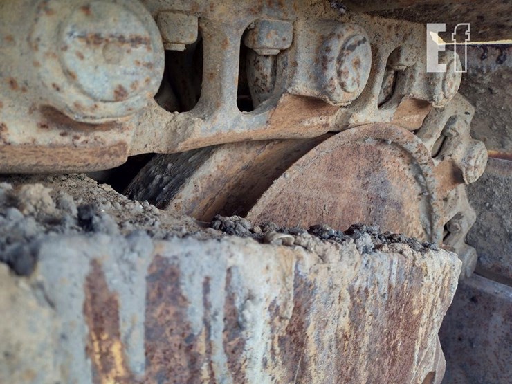 caterpillar-d6h-image-32