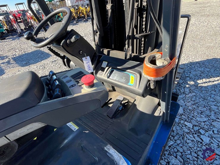 byd-ecb27c-electric-counterbalanced-forklift-image-34