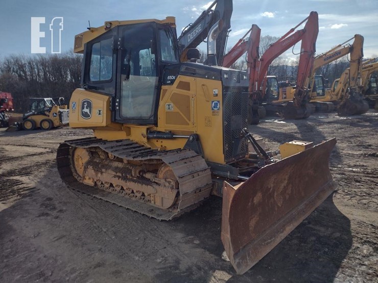 2021-deere-650k-lgp-image-48