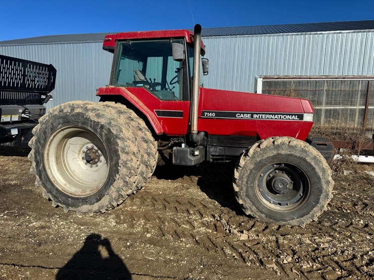 case-ih-7140-image-1