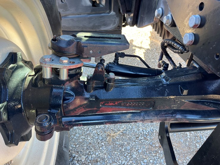 2014-new-holland-t6.175-image-7