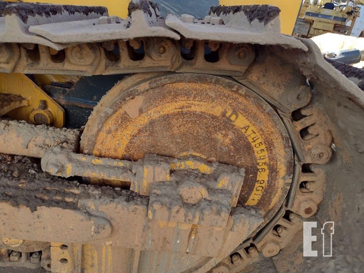 2021-deere-650k-lgp-image-38