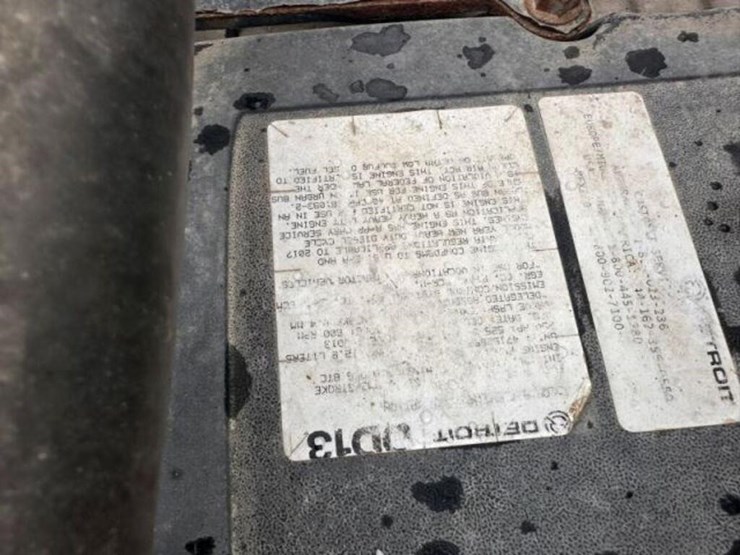 2018-freightliner-114sd-image-24