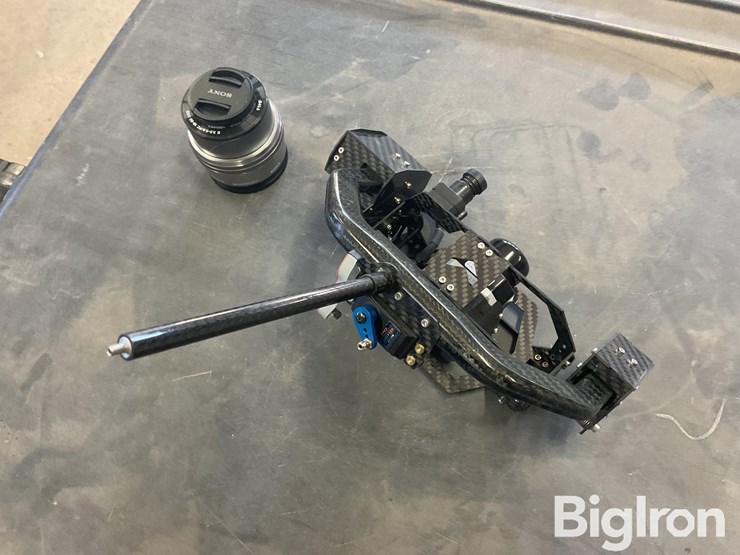 asctec-falcon-8-drone-(octohopter)-image-12