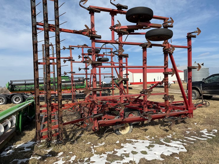 #1059-•-case-ih-4900flcu-field-cultivator-image-6